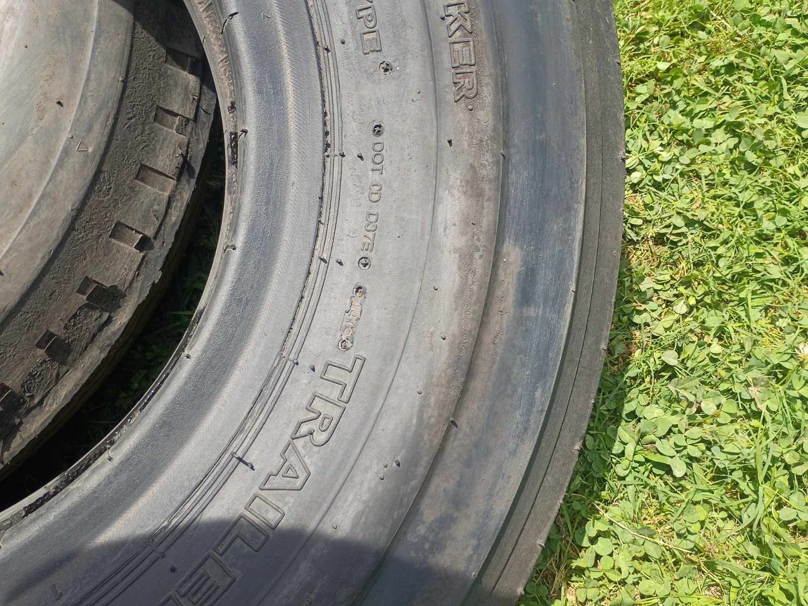 10.00-20 Split Rim Tubed Tractor Trailer Tires