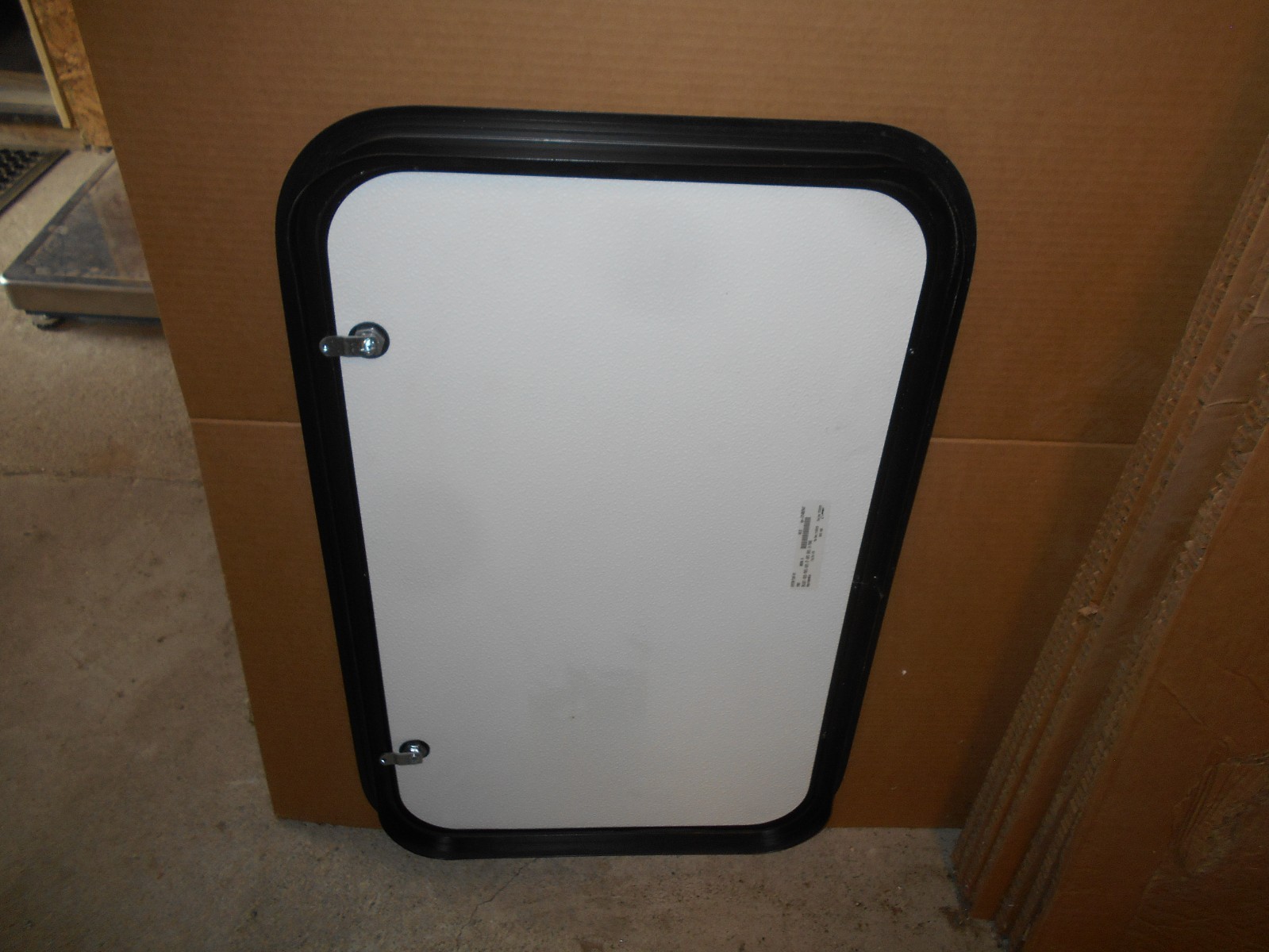 *30″ X 19″ HATCH BAGGAGE CARGO COMPART STORAGE DOOR RV WHITE FREE SHIP