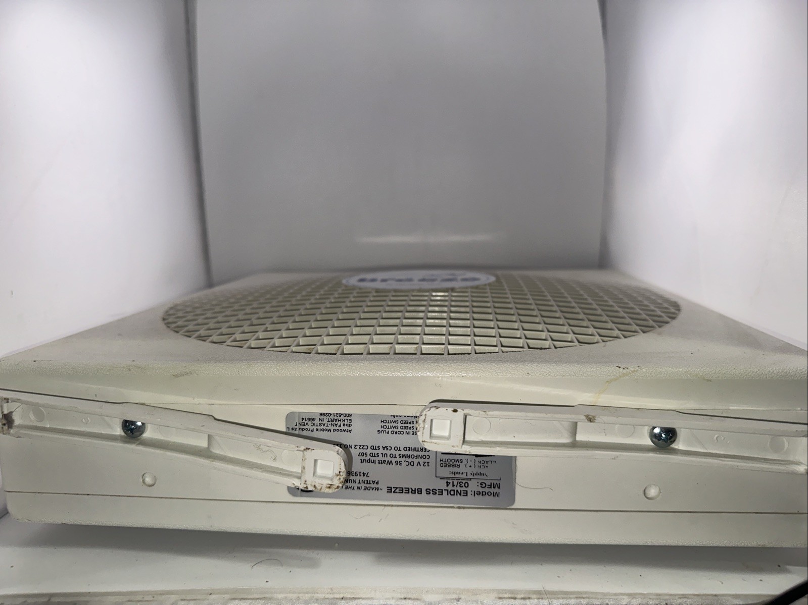Endless Breeze Travel Box Fan 12 Volt Fan-Tastic Vent Van Car Truck RV