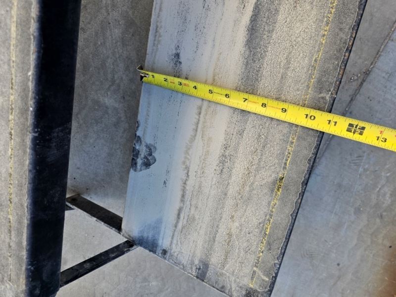 USED KWIKEE DOUBLE 24″ RV ENTRY STEP from 09 Fleetwood Bounder RV