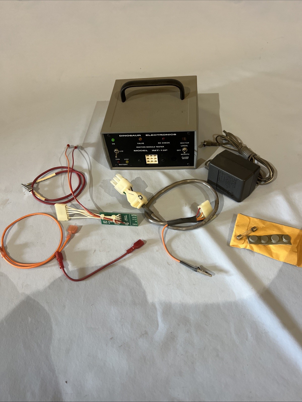 Dinosaur Electronics IMT-12P TEST PKG Rechargable 12V Ignitor Board Tester