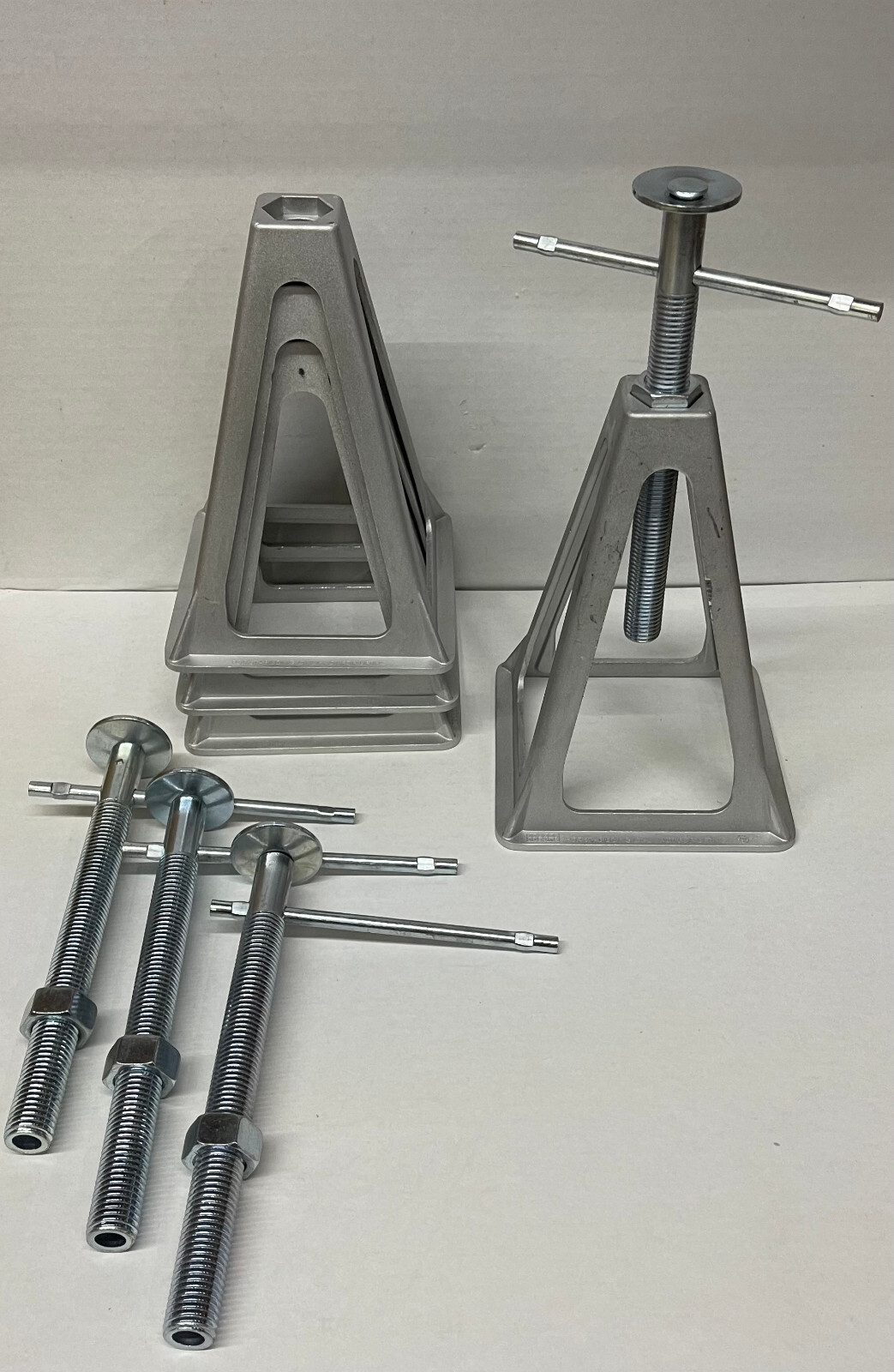 Aluminum RV Stack Jack Stand Camper Trailer Lift Support – 4 Pack