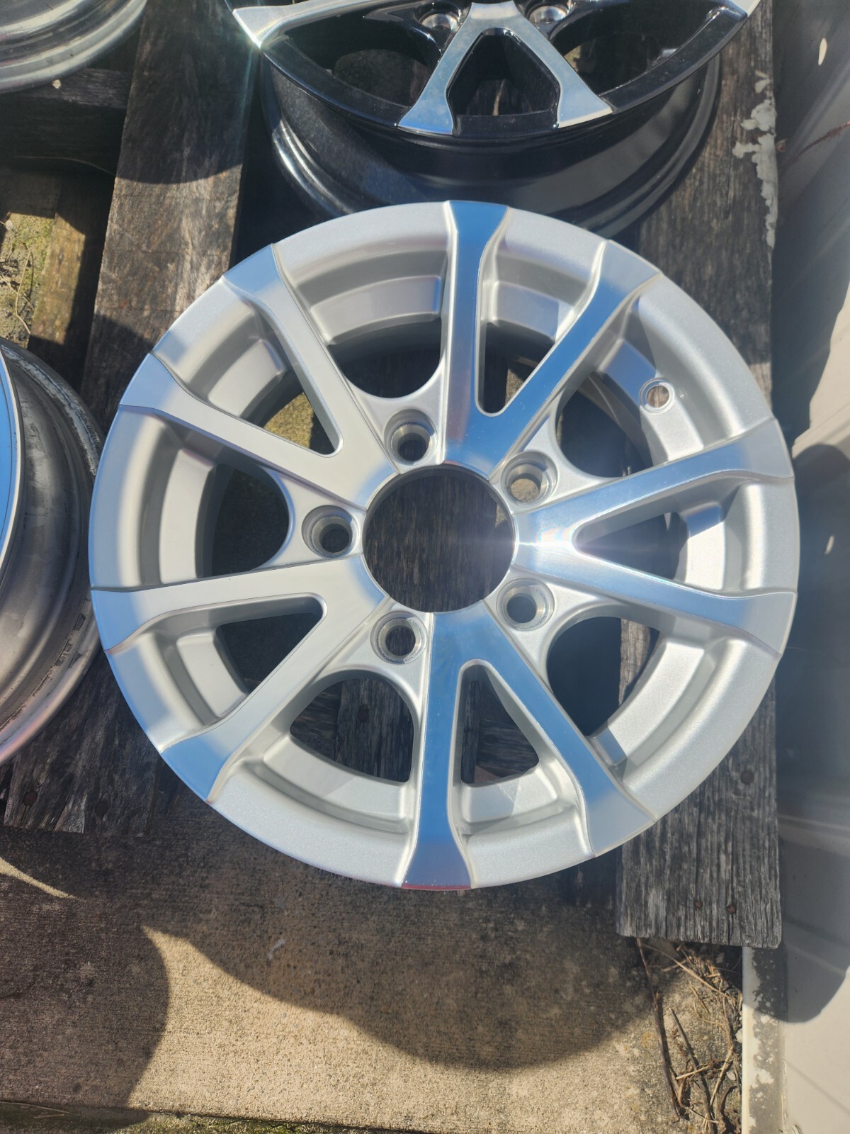 12″ x 4″ ALUMINUM TRAILER WHEEL 5-LUG ON 4.5 INCHES
