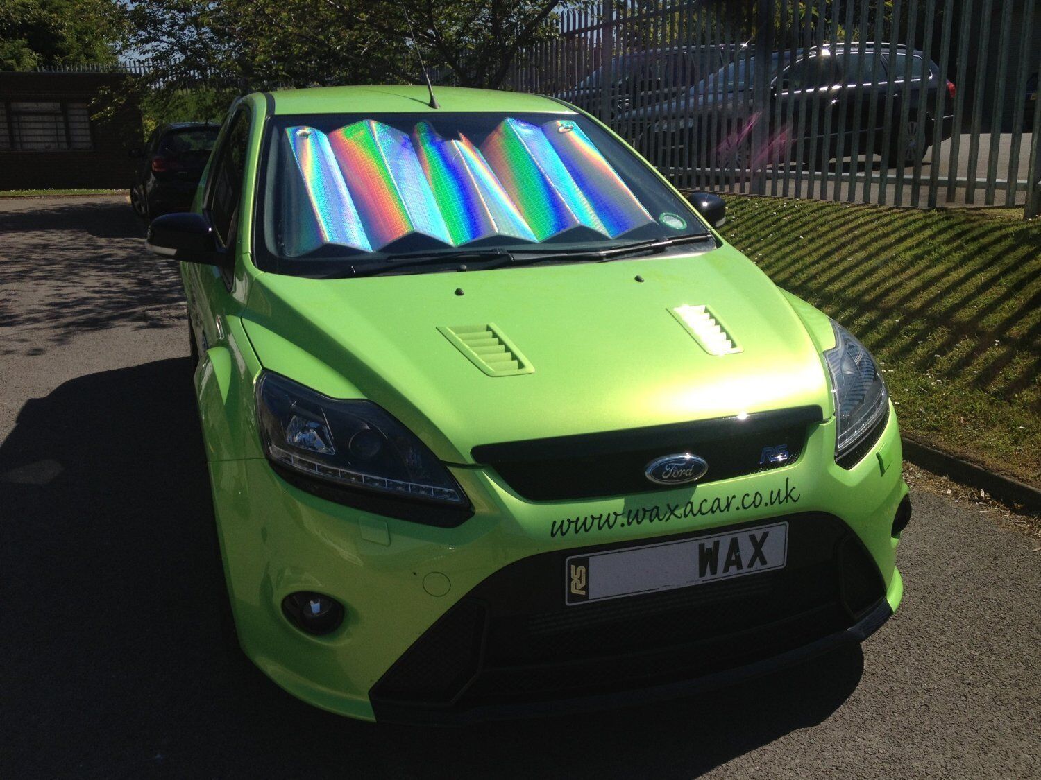 Medium Front Window Car & Van Windscreen UV Laser Sun Heat Shade Block Screen