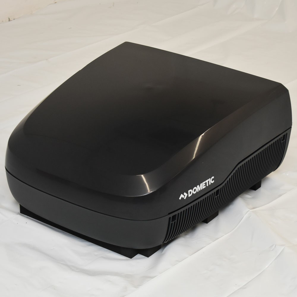 Dometic FreshJet 3 RV Rooftop Air Conditioner 13500 BTU Black – Cracks