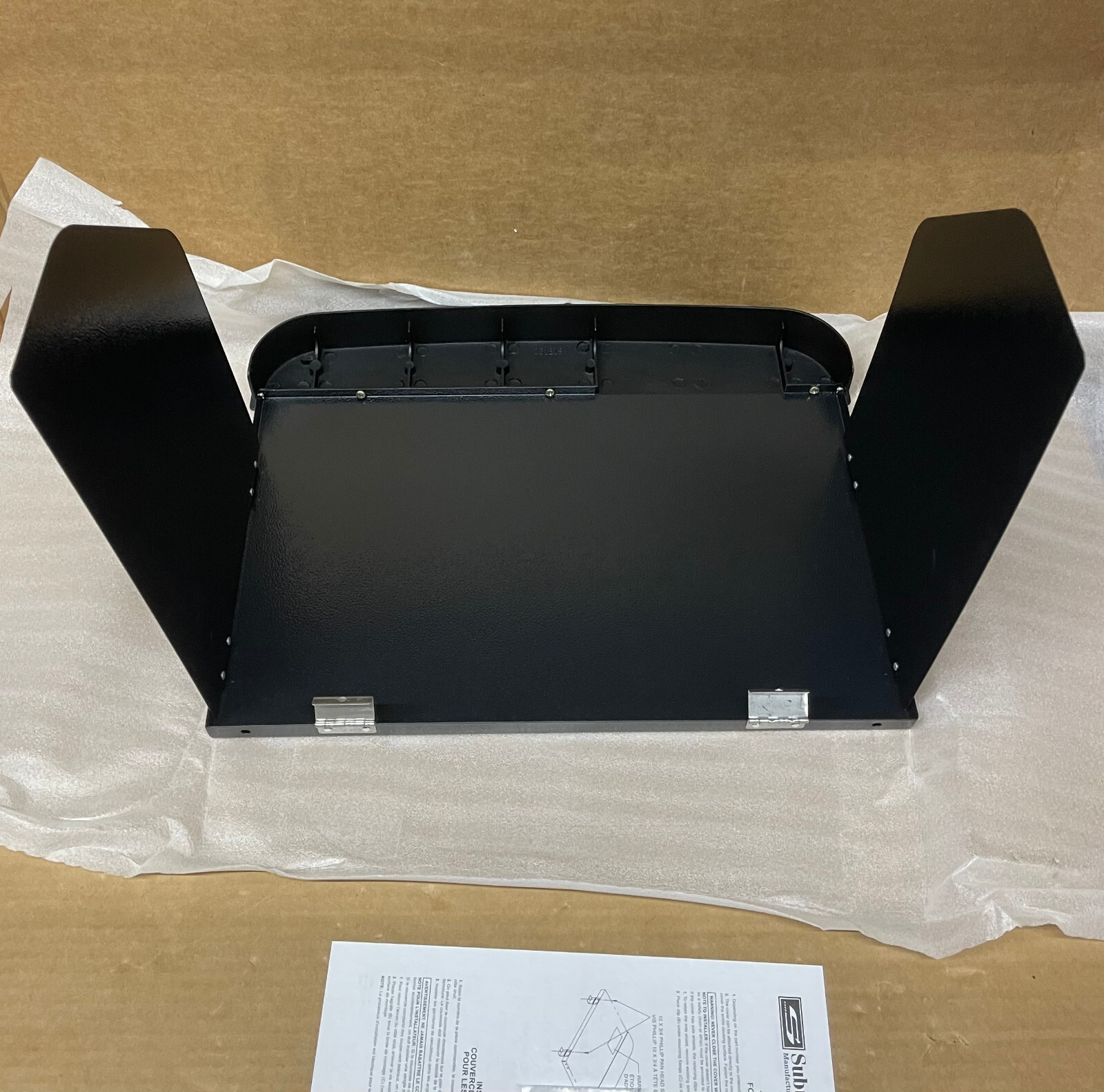 SUBURBAN SDN2 COVER WITH SHIELDS 2967ABK BLACK