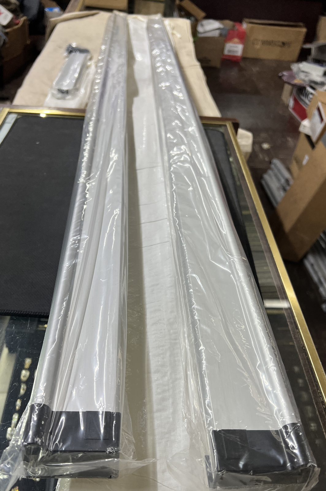 Dometic 944NS13.FP1 Trim Line Awning Legs/Lead Rails 13′ 3309251.013 (No Awning)