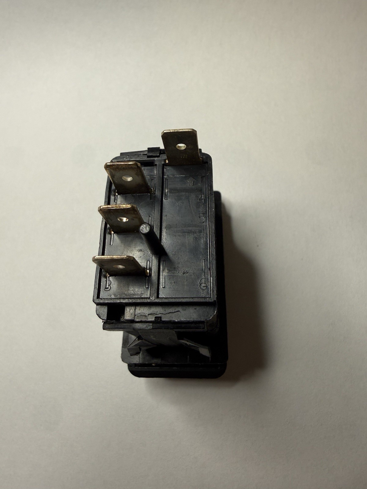 Carling V6D1 Fan Switch Off/Low/High 20A 12V DC 4 Terminal RV Bus E450 Van