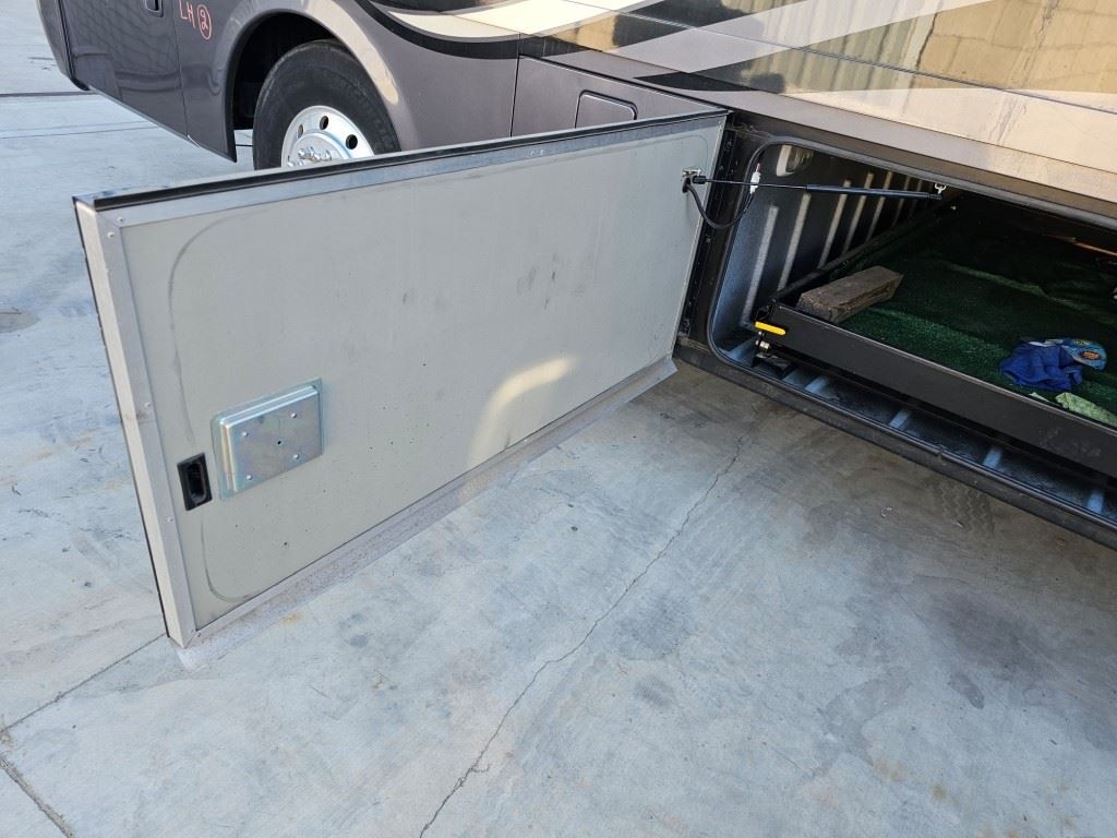 2011 Monaco Knight 36PFT Left #4 Slide Tray Basement Storage Luggage Door