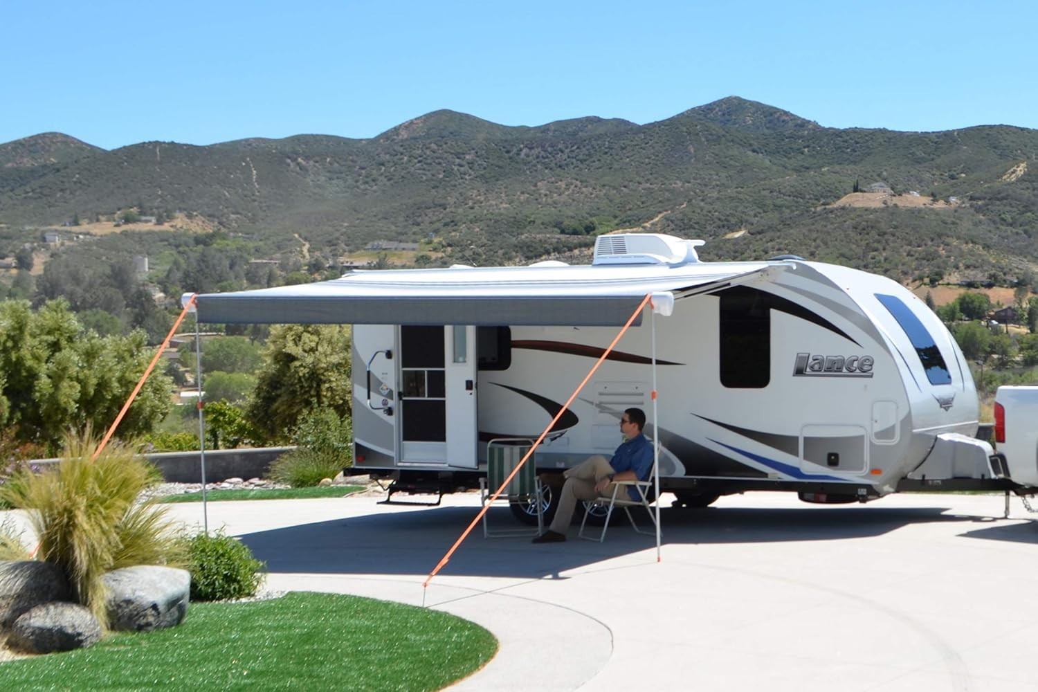 Universal RV Awning Stabilizer – Adjustable Height Poles & Complete Tie Down Kit