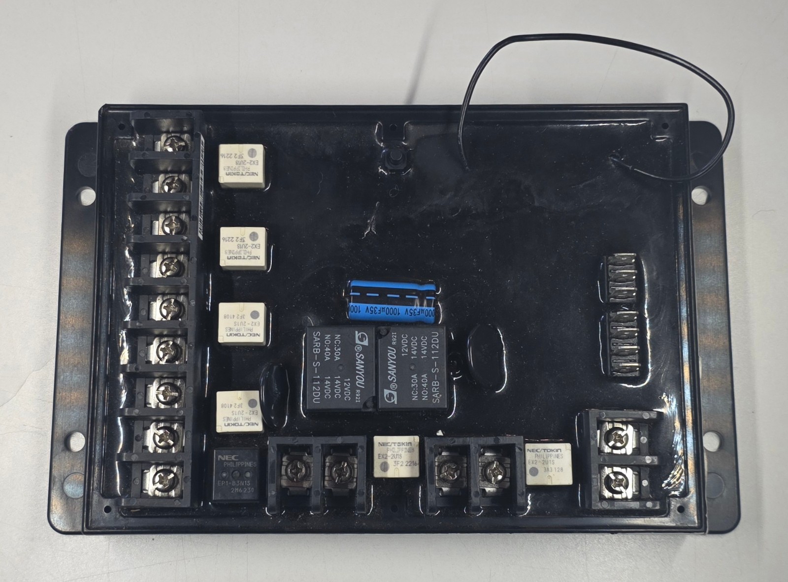Lippert Multi-Function 8 Output 5 Valve Receiver New Old Stock