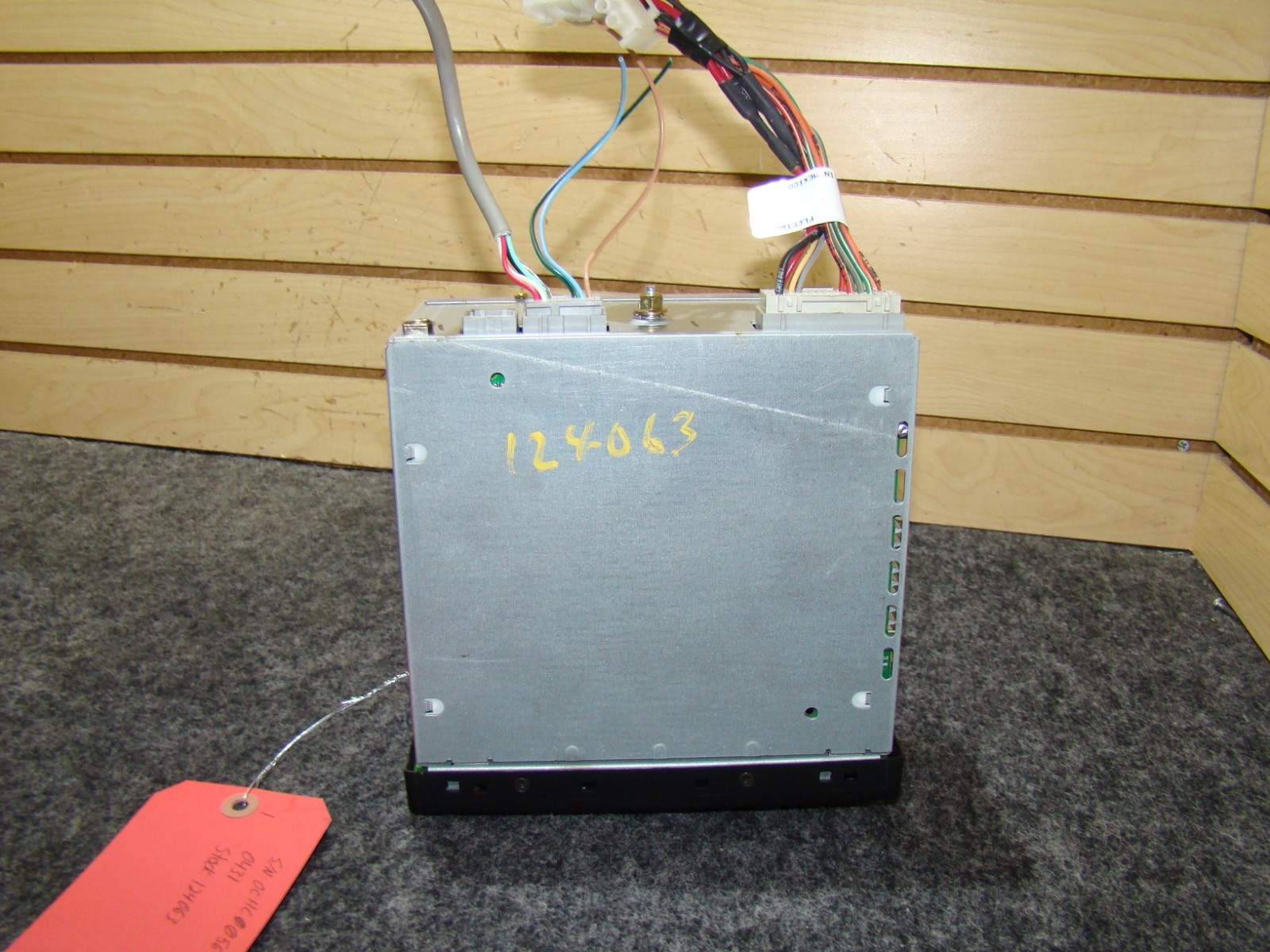 USED RV VISTEON Ford OEM CD6 Radio – Part # VP4DBF‑18C815‑AC revolution