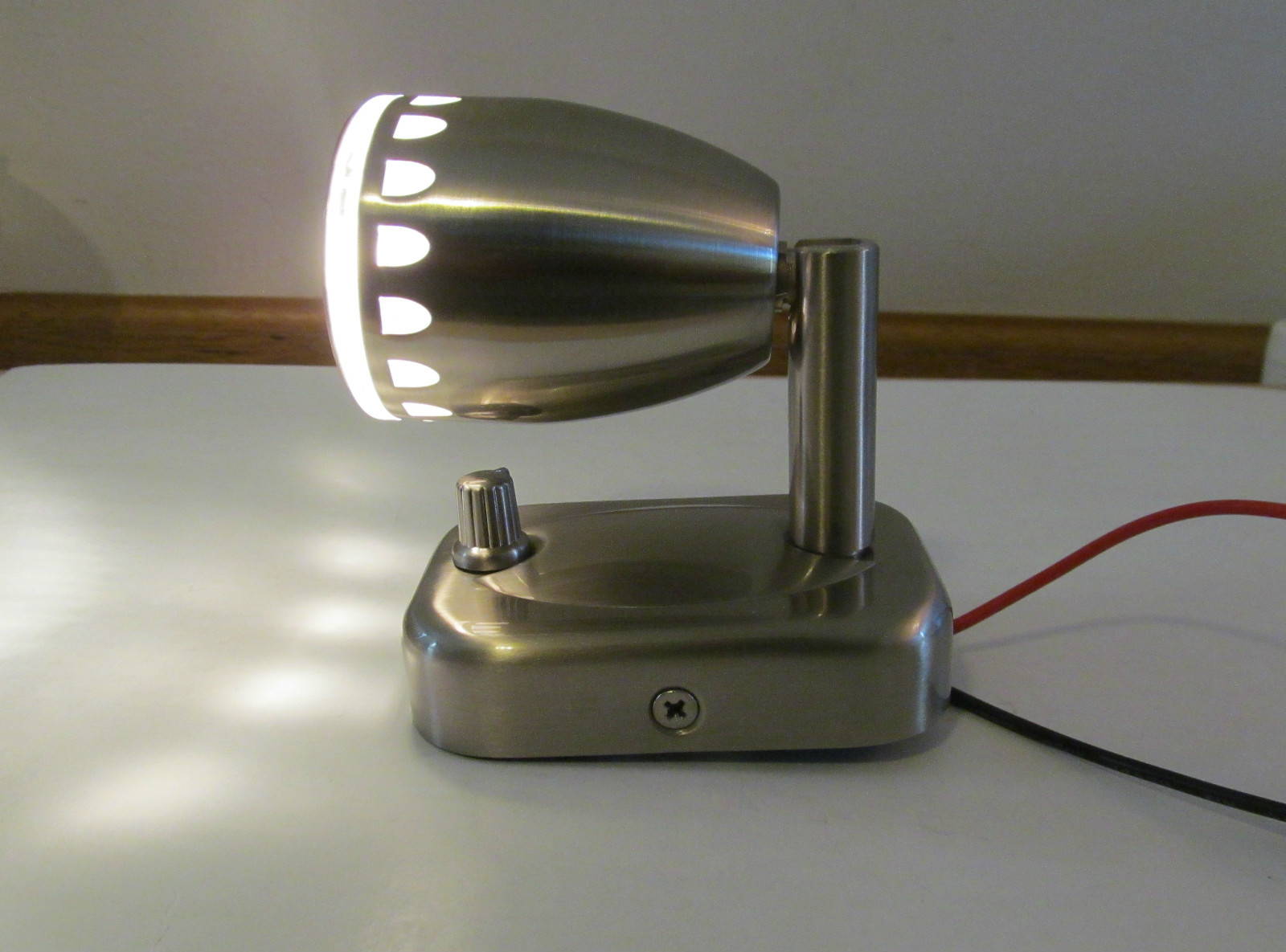 RV Boat 12V Nickel Halogen Berth Reading Light On/Off Switch Sculpted Cut-Outs