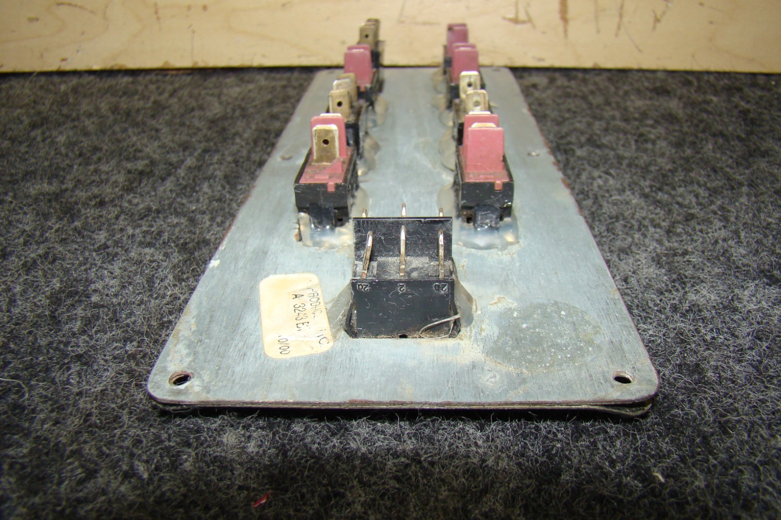 USED RV JRV SWITCH PANEL A3243BL