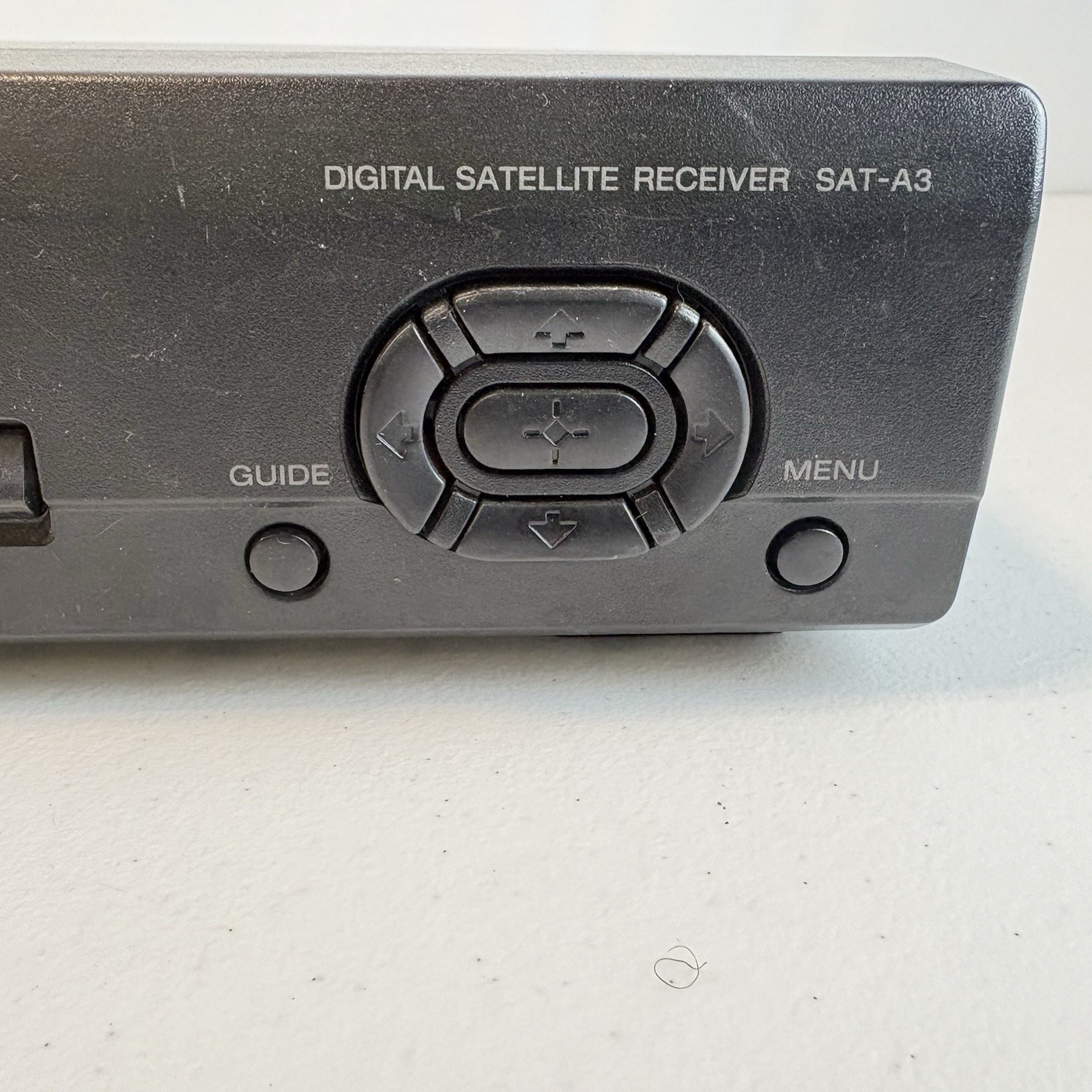KVH TracVision S2 Direct Roof Mount Satellite Dish Antenna & receiver