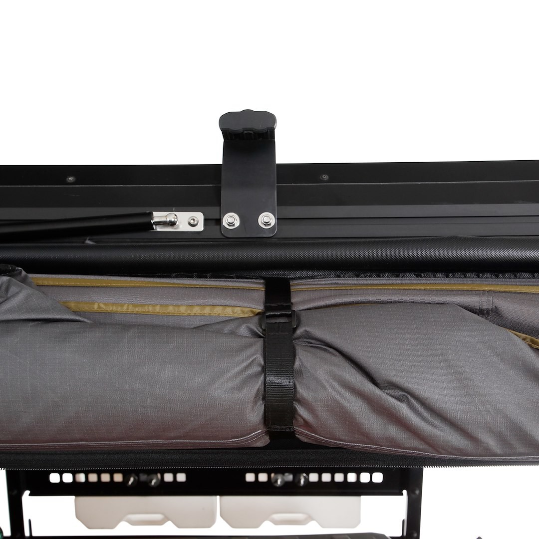 Overland Vehicle Systems 19609917 Nomadic 180 LTE AWNING