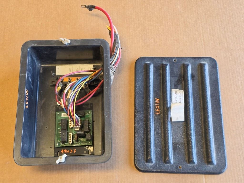 USED 2007 Monaco La Palma XL SLIDE OUT CONTROL UNIT Sld Out CNTRL IDS 10667E Shp